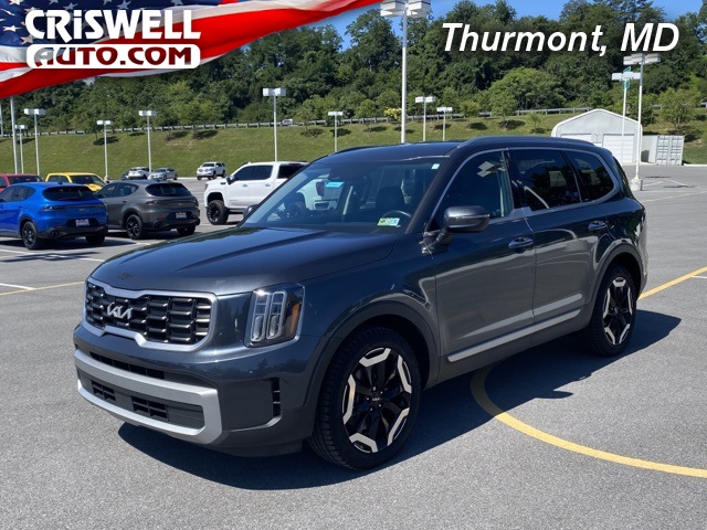 used 2023 Kia Telluride car, priced at $30,733