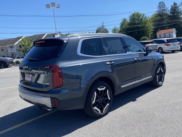 used 2023 Kia Telluride car, priced at $30,733