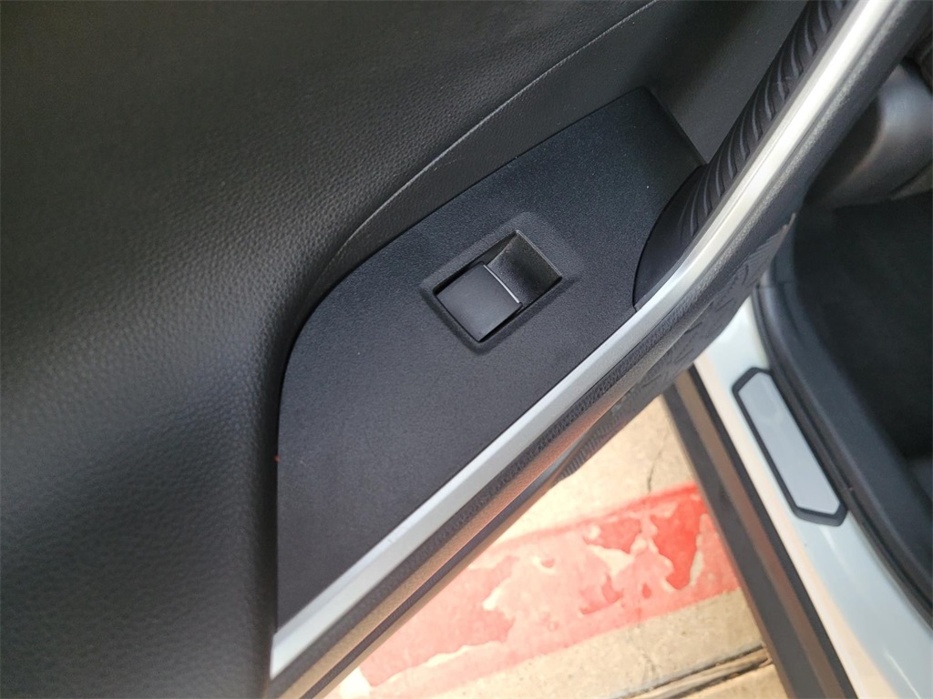 used 2021 Toyota RAV4 Hybrid car, priced at $26,963