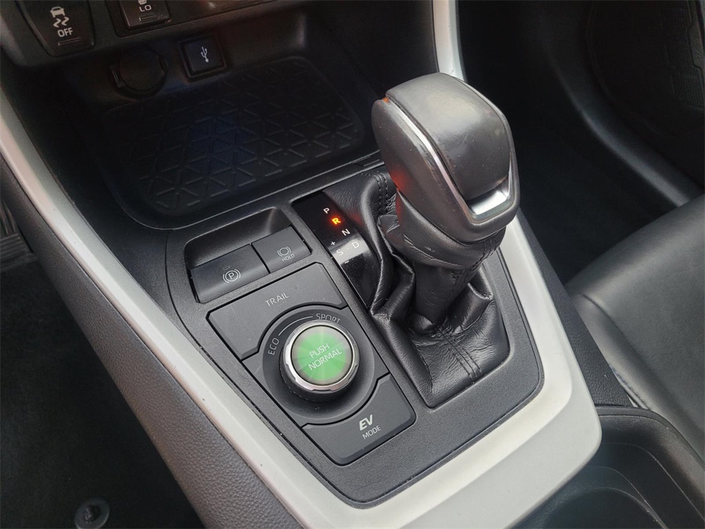 used 2021 Toyota RAV4 Hybrid car, priced at $26,963