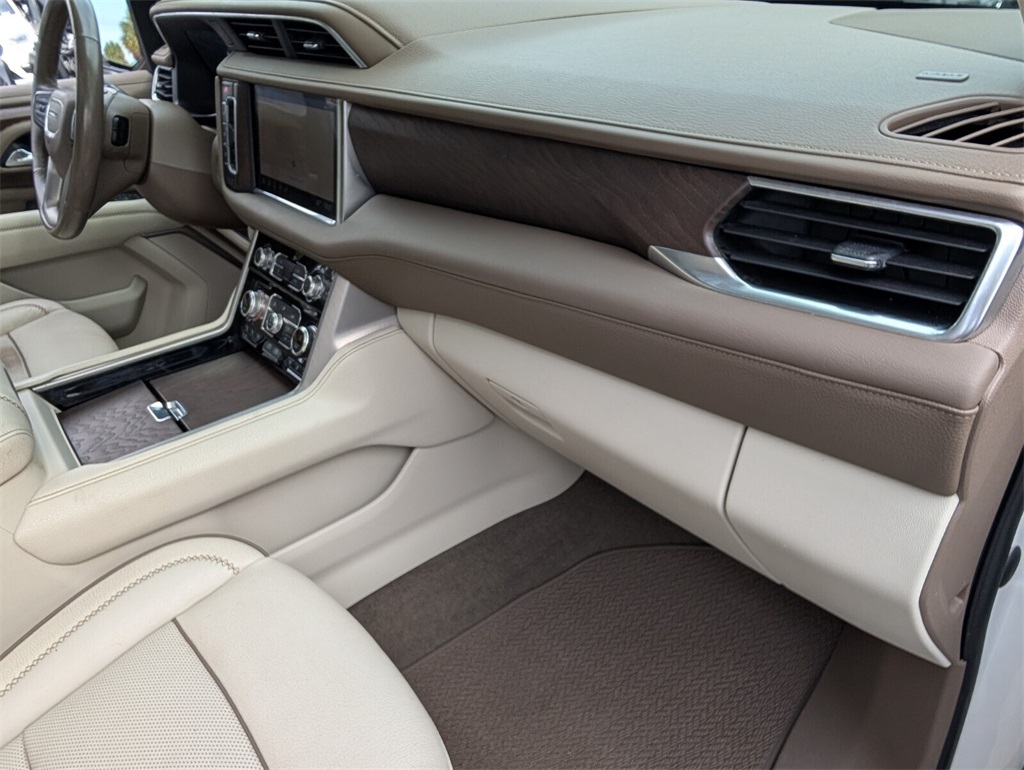 used 2021 GMC Yukon XL car, priced at $48,688