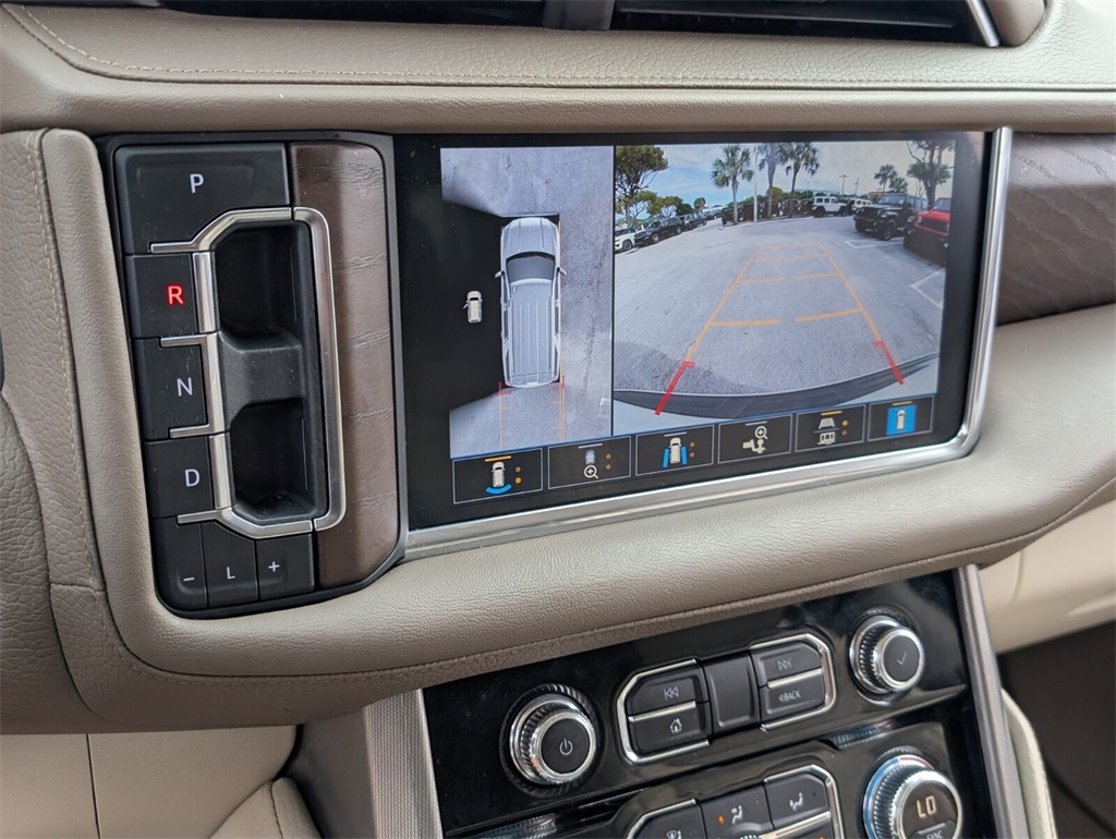 used 2021 GMC Yukon XL car, priced at $48,688