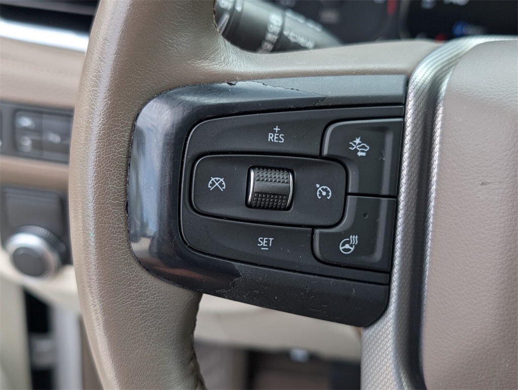 used 2021 GMC Yukon XL car, priced at $48,688