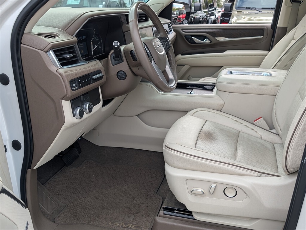 used 2021 GMC Yukon XL car, priced at $48,688