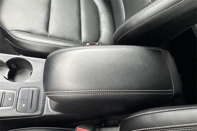 used 2022 Ford Escape Hybrid car, priced at $24,299