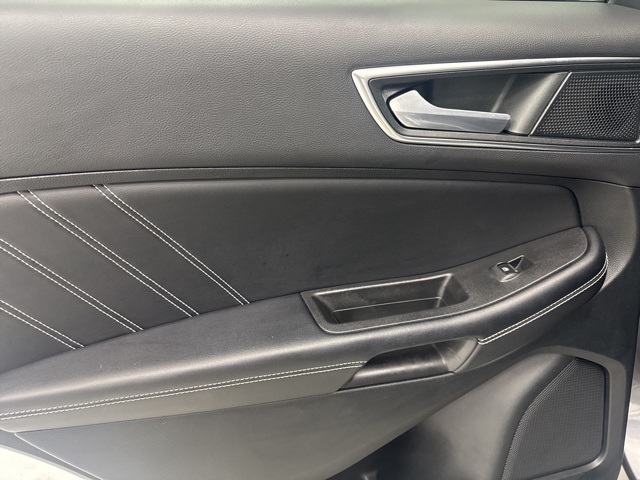 used 2022 Ford Edge car, priced at $30,513