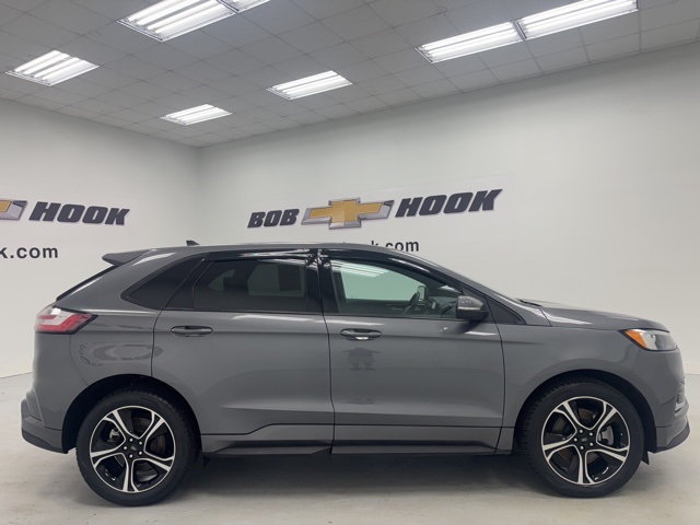 used 2022 Ford Edge car, priced at $30,513