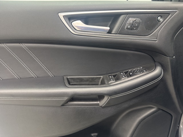 used 2022 Ford Edge car, priced at $30,513