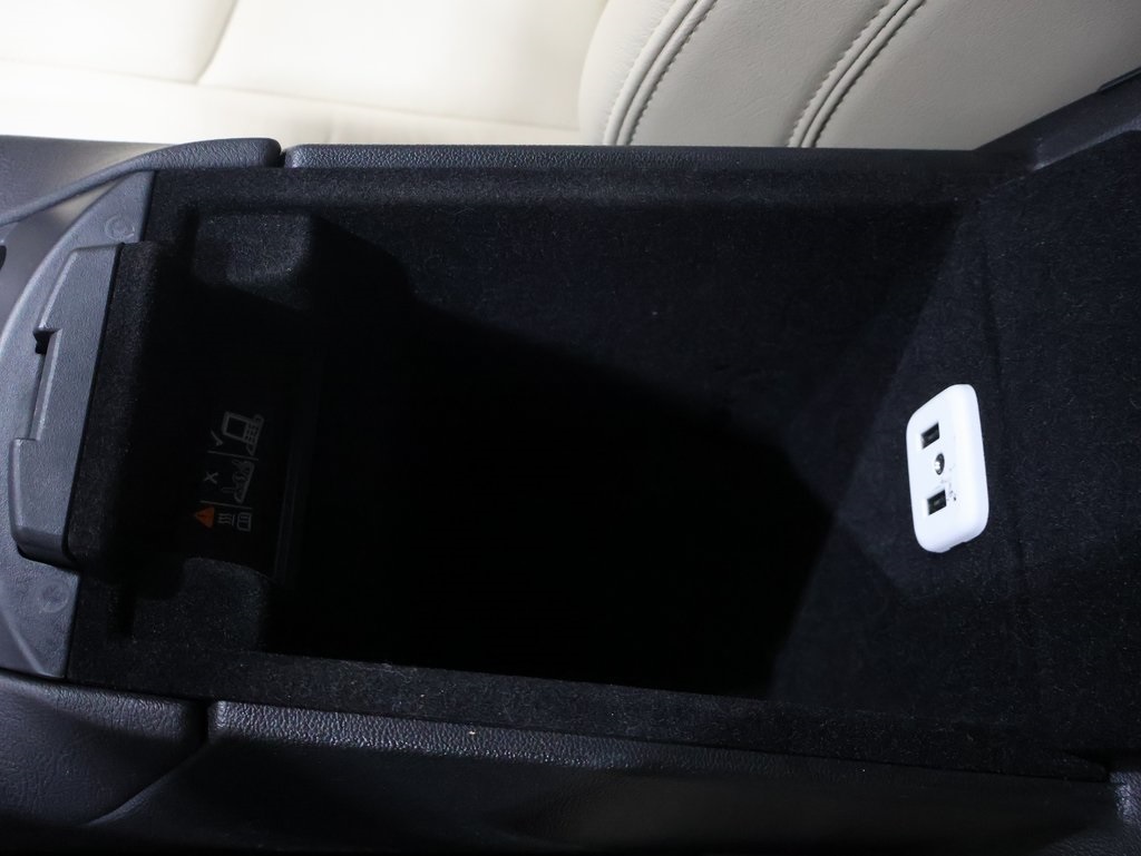 used 2017 Cadillac XT5 car, priced at $18,500