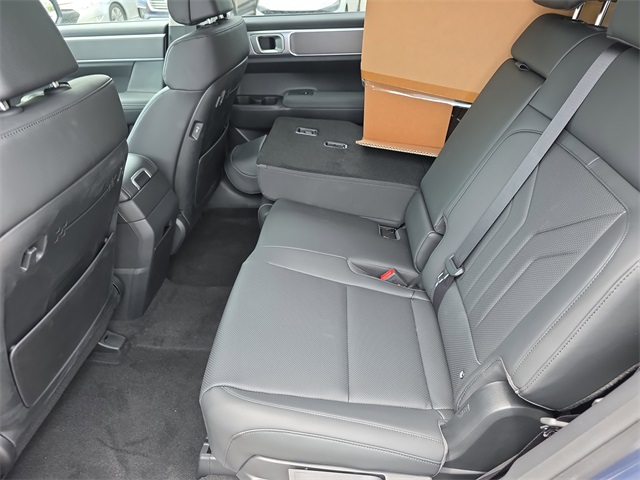 new 2025 Hyundai Santa Fe car, priced at $40,169