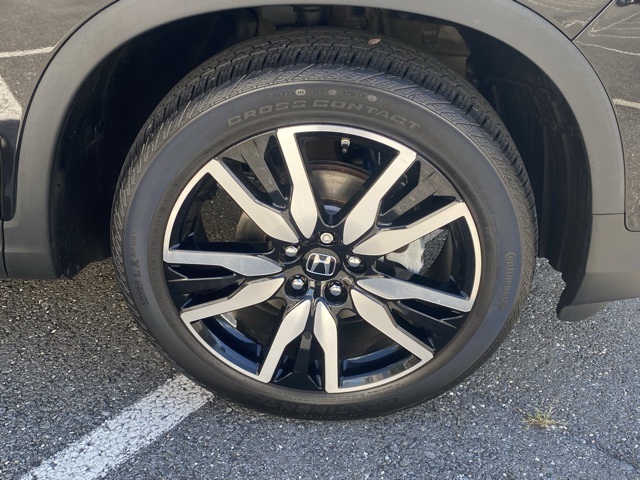 used 2022 Honda Pilot car, priced at $36,395