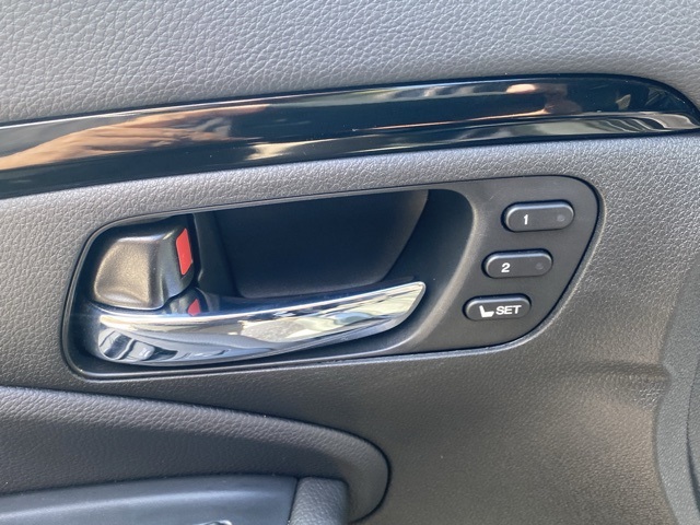 used 2022 Honda Pilot car, priced at $36,395