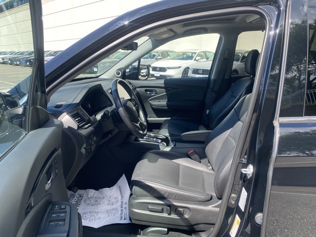 used 2022 Honda Pilot car, priced at $36,395