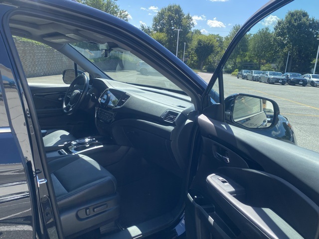 used 2022 Honda Pilot car, priced at $36,395