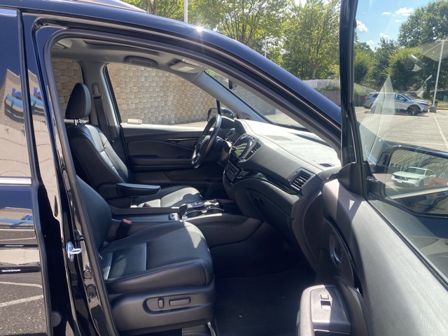 used 2022 Honda Pilot car, priced at $36,395