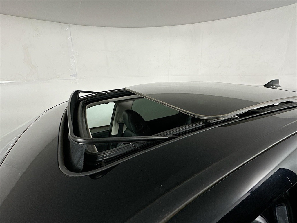 used 2023 Acura RDX car, priced at $37,999