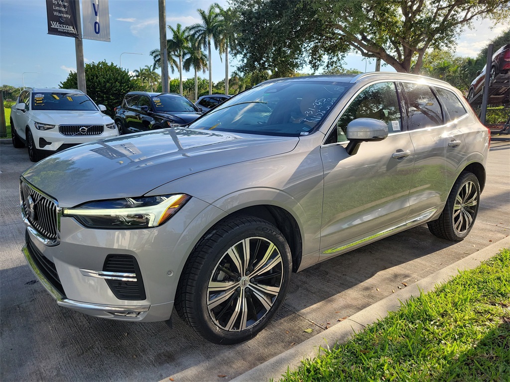 used 2022 Volvo XC60 car