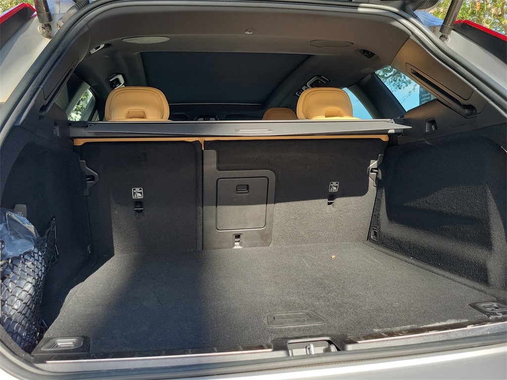 used 2022 Volvo XC60 car
