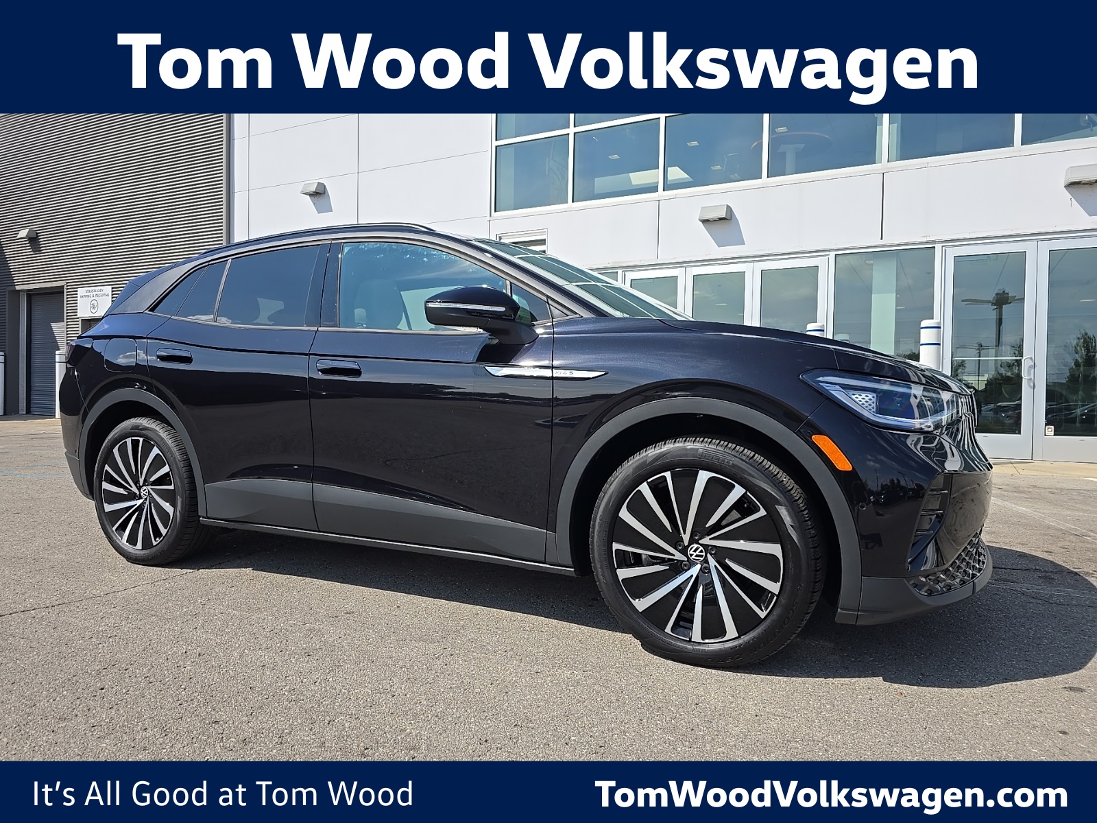 used 2024 Volkswagen ID.4 car, priced at $25,000