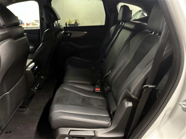 used 2022 Acura MDX car, priced at $41,666