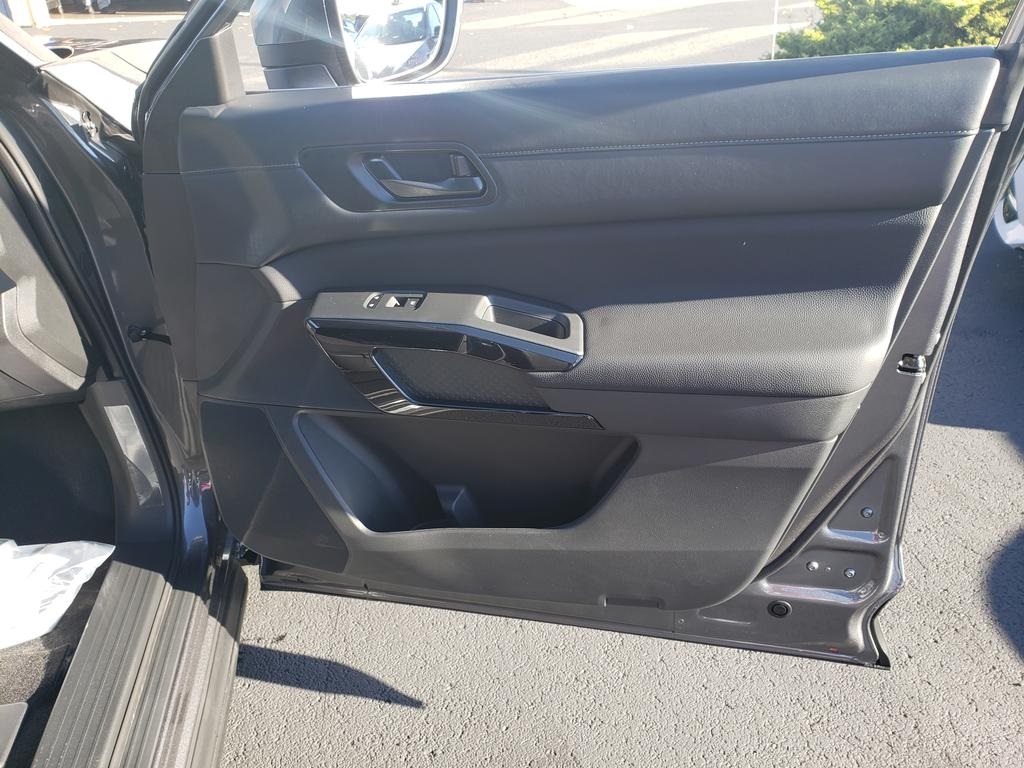 new 2025 Nissan Pathfinder car, priced at $34,887