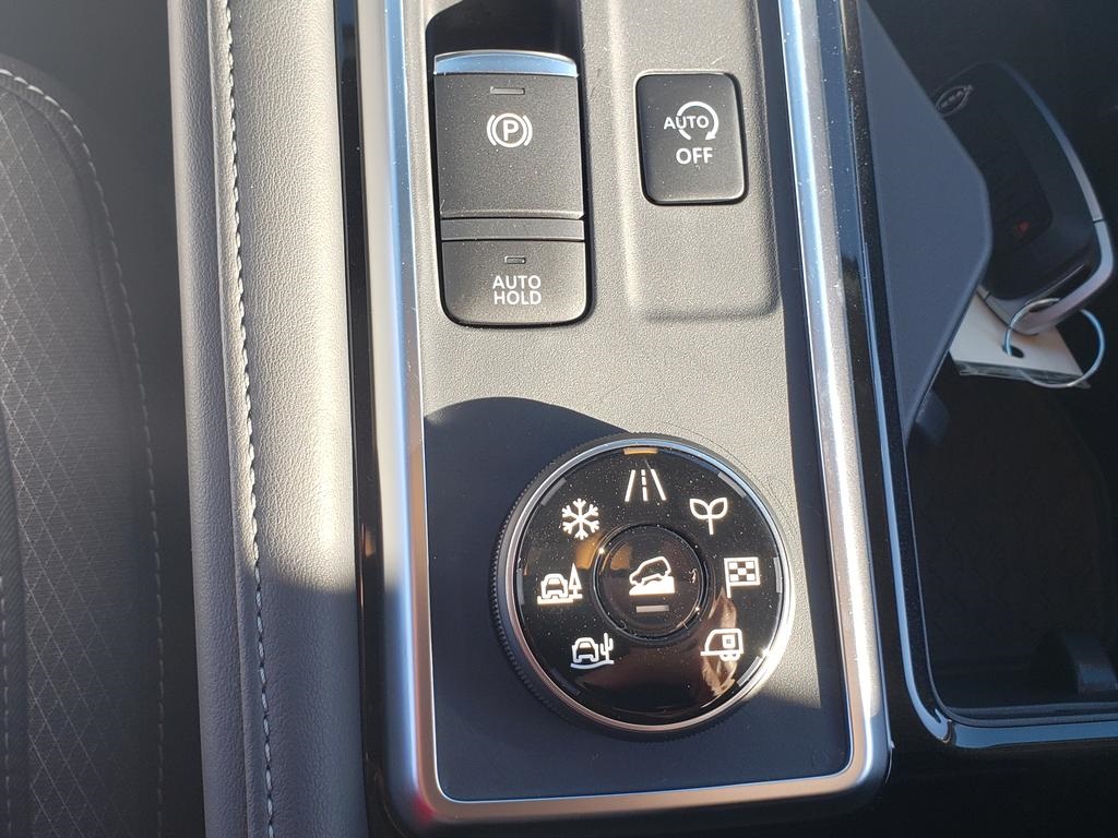 new 2025 Nissan Pathfinder car, priced at $34,887