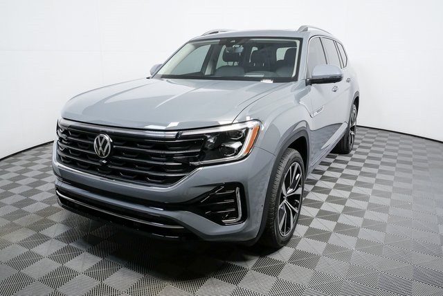 new 2026 Volkswagen Atlas car, priced at $58,812