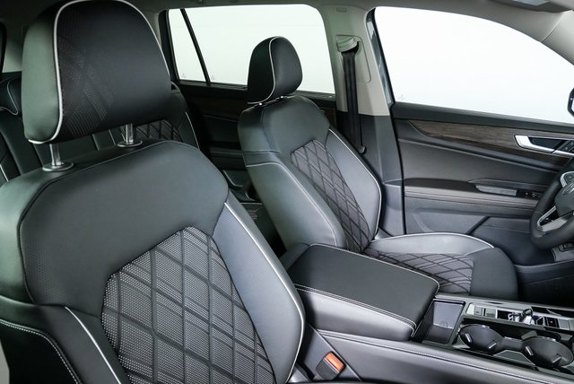 new 2026 Volkswagen Atlas car, priced at $58,812