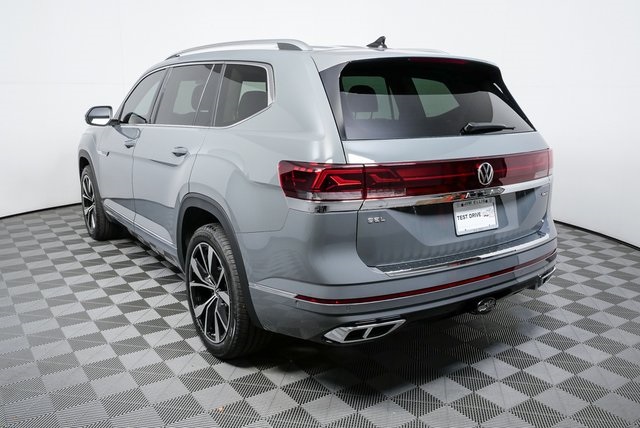 new 2026 Volkswagen Atlas car, priced at $58,812