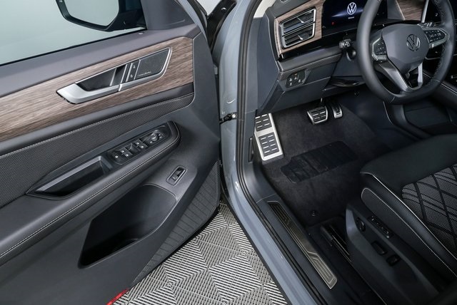 new 2026 Volkswagen Atlas car, priced at $58,812