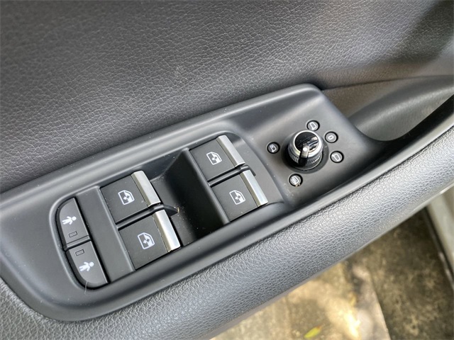 used 2018 Audi Q7 car, priced at $23,058