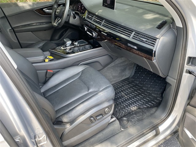 used 2018 Audi Q7 car, priced at $23,058