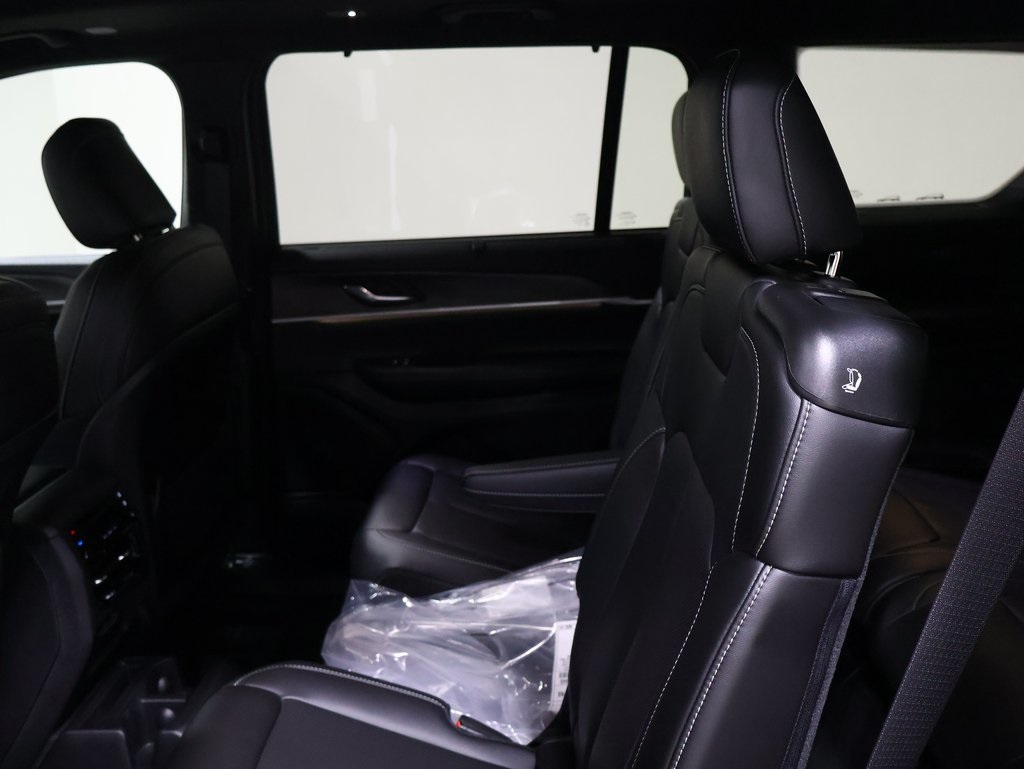 new 2025 Jeep Grand Cherokee L car, priced at $54,932
