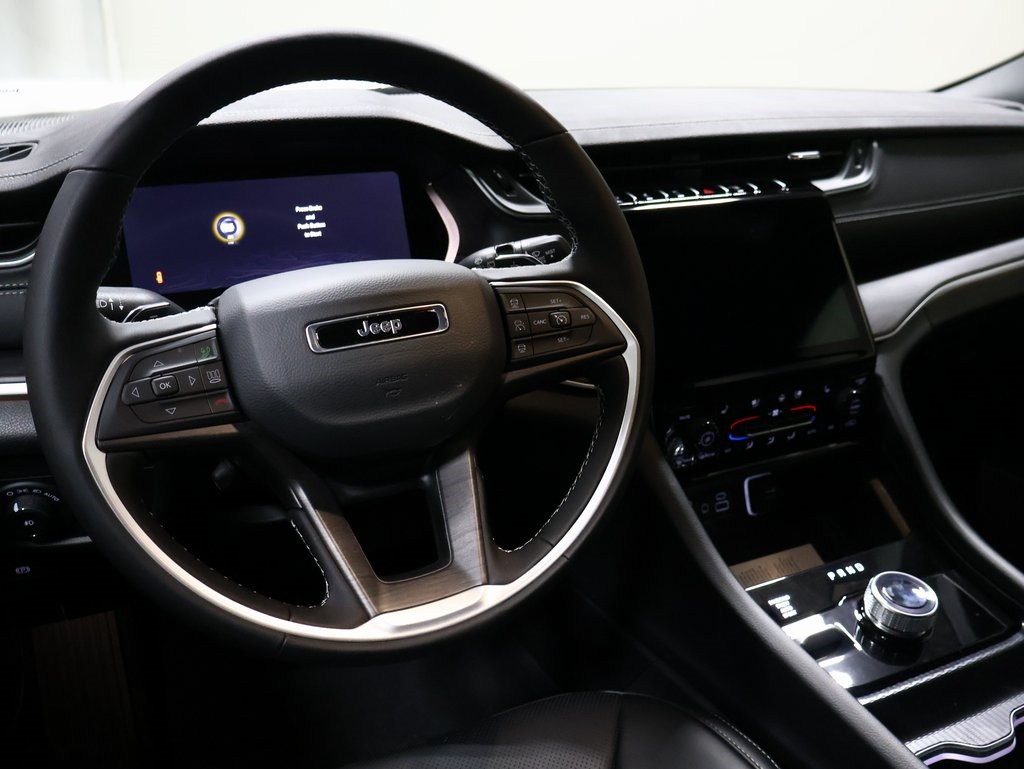 new 2025 Jeep Grand Cherokee L car, priced at $54,932