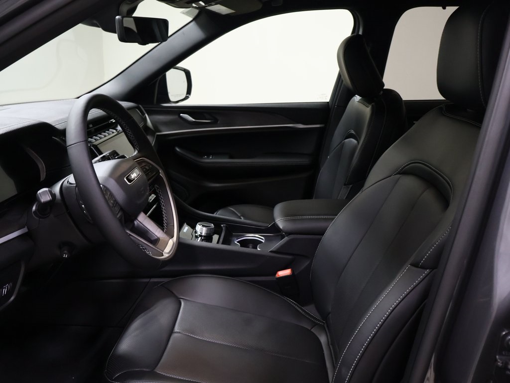 new 2025 Jeep Grand Cherokee L car, priced at $54,932