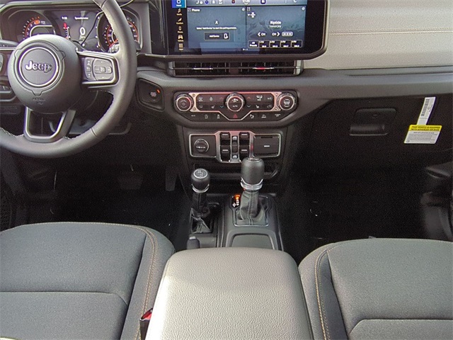new 2025 Jeep Wrangler car