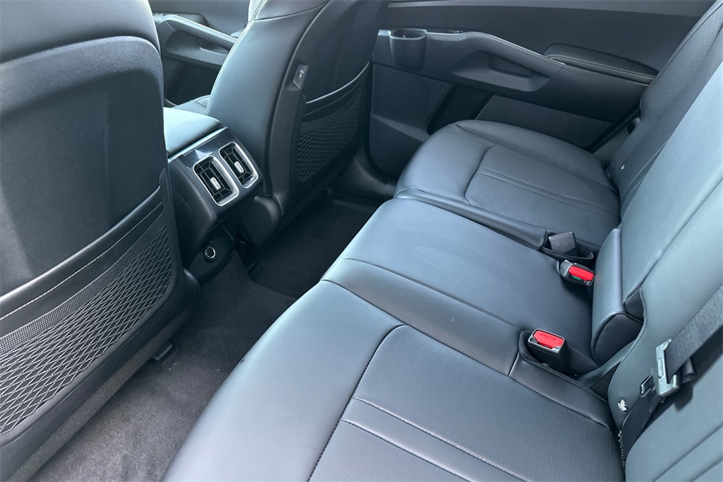 new 2025 Kia Sorento car, priced at $37,374