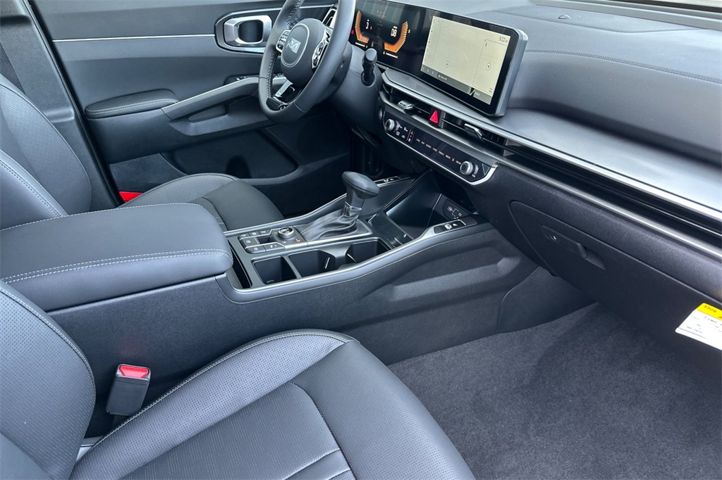 new 2025 Kia Sorento car, priced at $37,374