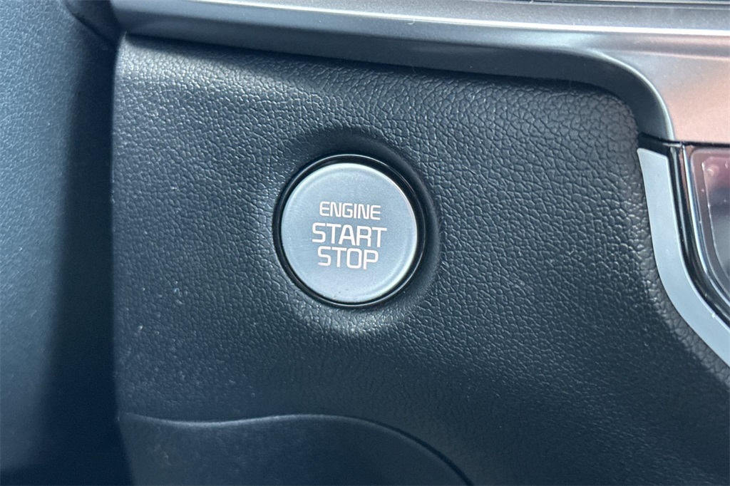 new 2025 Kia Sorento car, priced at $37,374