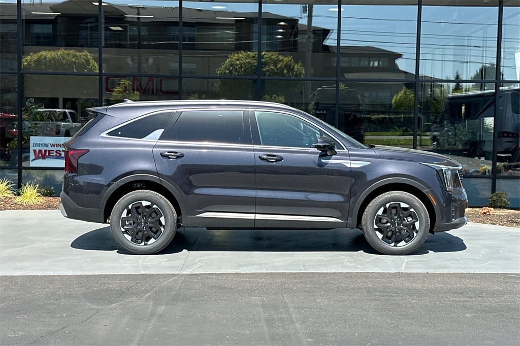 new 2025 Kia Sorento car, priced at $37,374