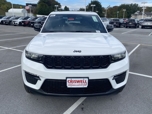 new 2025 Jeep Grand Cherokee car, priced at $43,662