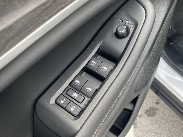 new 2025 Jeep Grand Cherokee car, priced at $43,662