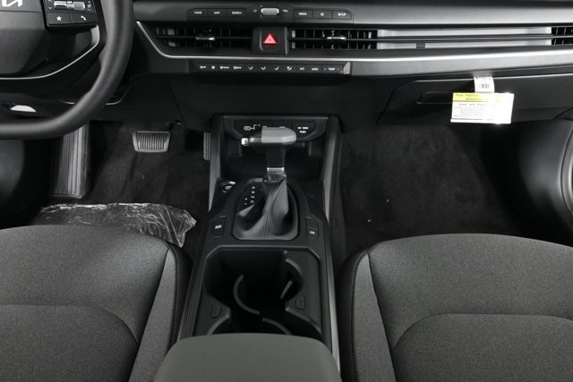 new 2025 Kia K4 car, priced at $25,156