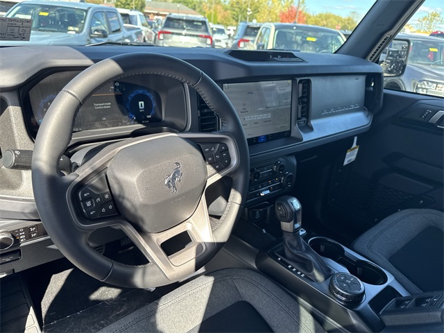 new 2025 Ford Bronco car, priced at $44,611