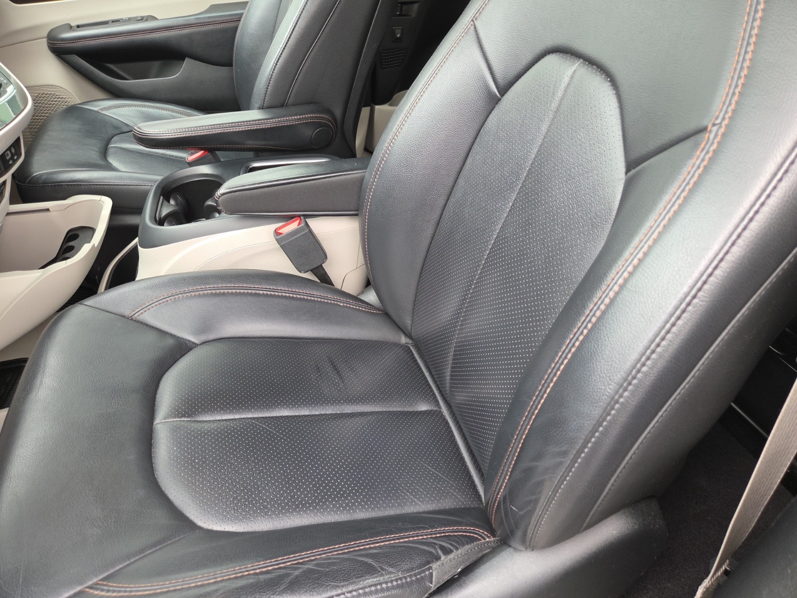 used 2017 Chrysler Pacifica car, priced at $14,132
