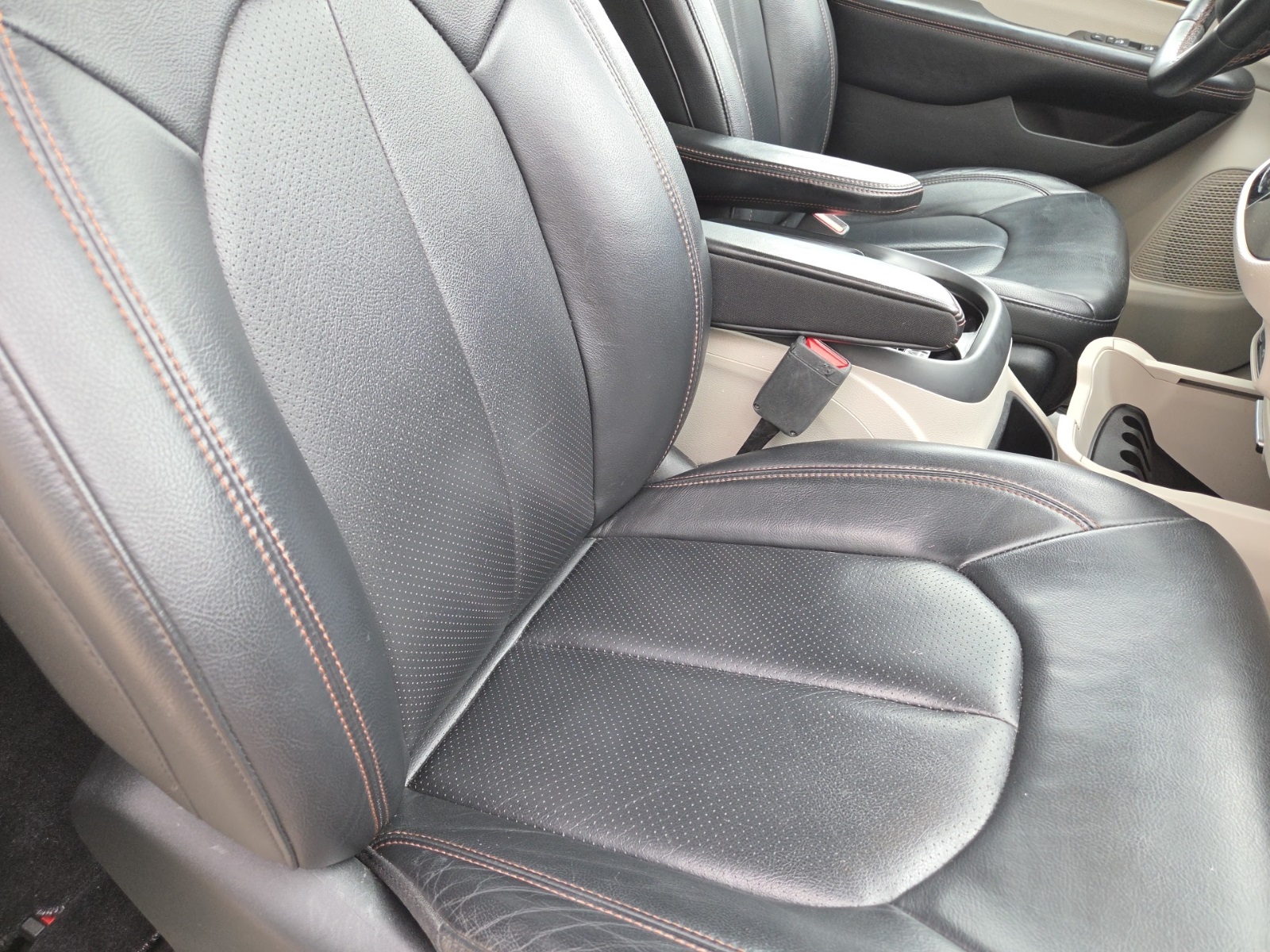 used 2017 Chrysler Pacifica car, priced at $14,132
