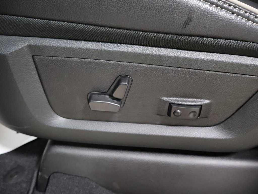 new 2025 Ram 2500 car, priced at $82,626