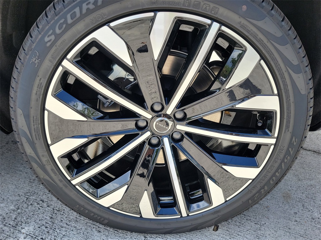 new 2026 Volvo XC90 Plug-In Hybrid car, priced at $78,975