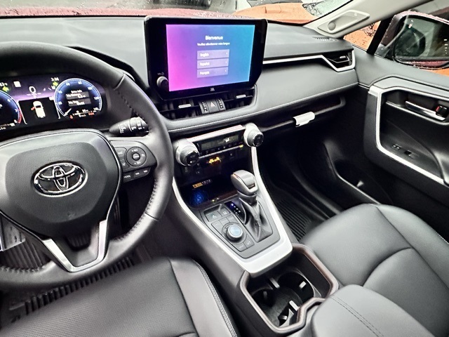 new 2025 Toyota RAV4 car
