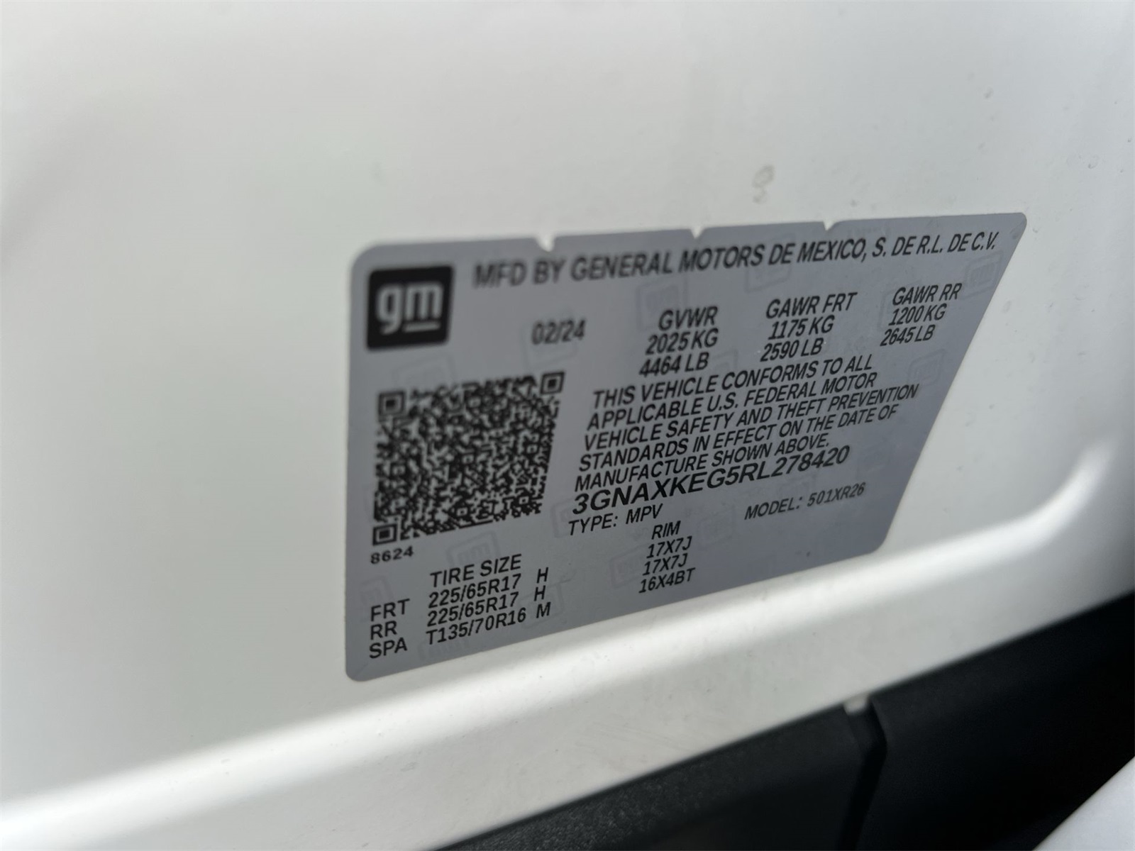 used 2024 Chevrolet Equinox car, priced at $23,991